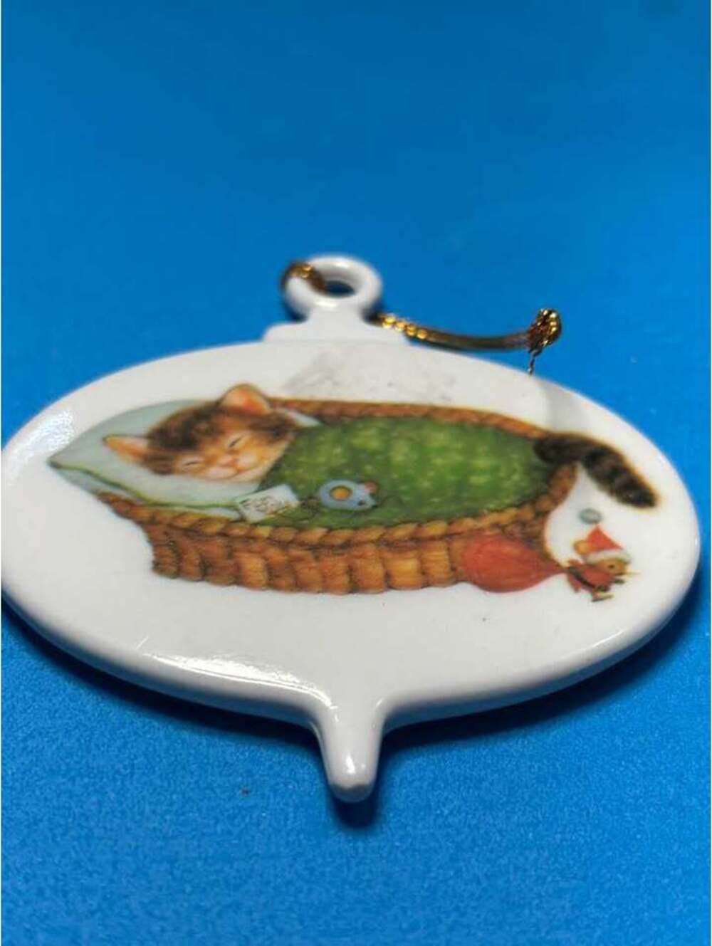 1982 Hallmark Sleeping Kitten Christmas Ornament
